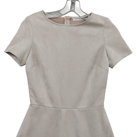 Necessary Objects Dress Size XS/Small Gray Fringe Hem Short Sleeve Zipper Back - Picture 3 of 10